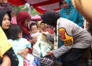 Sukseskan Zero Stunting Polresta Cirebon Bagikan Paket Makanan Sehat