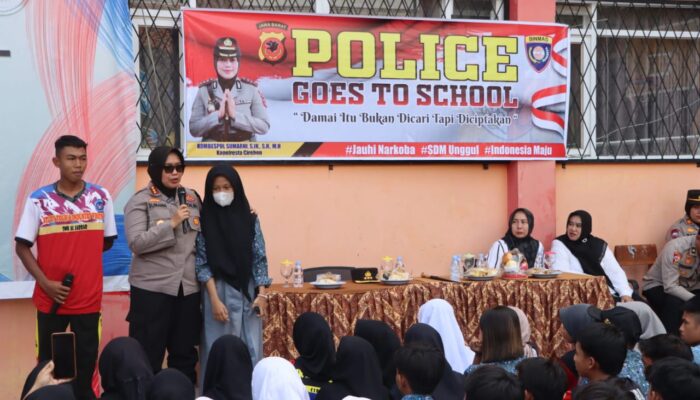 Kapolresta Cirebon Kombes Pol Sumarni Ingatkan Siswa Agar Taat Hukum