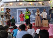 Ramadan, Kapolresta Cirebon dan Polwan Berbagi Bingkisan ke Anak-anak