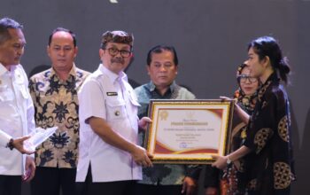 Apresiasi Wajib Pajak, Bupati Cirebon Imron: Bayar Pajak Sama Dengan Bantu Kelancaran Daerah
