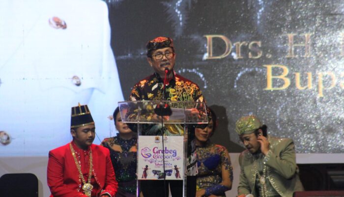 500 Penari di Grebeg Cirebon Katon, Bupati Cirebon Imron Apresiasi Budayawan
