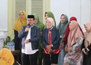 Jabatan Bupati Cirebon Berakhir, Imron Tinggalkan Rumah Dinas Dengan Mengharukan