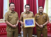 Pemkab Cirebon Raih Penghargaan Pada Ajang BPH Migas Awards 2024