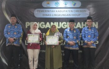 Pemkab Cirebon Berikan Sejumlah Sekolah Penghargaan Adiwiyata 2024