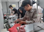 Sambut Akhir Tahun, Prodi Peternakan UMC Kembali Gelar Praktikum Pembuatan Slice Beef MU