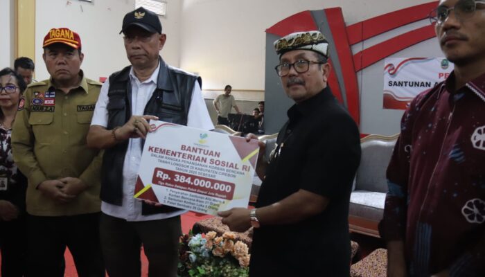 Masih Berkabung, Wamen Agus Tinjau Gunung Kuda dan Sampaikan Belasungkawa