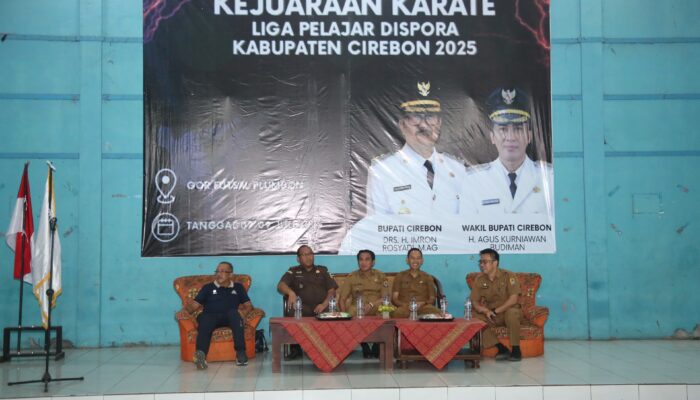 Semangat Juang Pelajar Cirebon di Arena Karate, Wabup: Bentuk Karakter Juara!