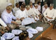 Prosesi Siraman Panjang ” Pencucian Benda Pusaka” di Keraton Kasepuhan