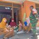 Babinsa Panjunan Dampingi Lurah dan Nakes Salurkan Bantuan untuk Balita