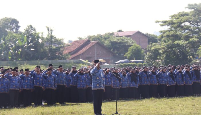3.521 PPPK Paruh Waktu Dilantik, Bupati Imron Tekankan Pelayanan Publik