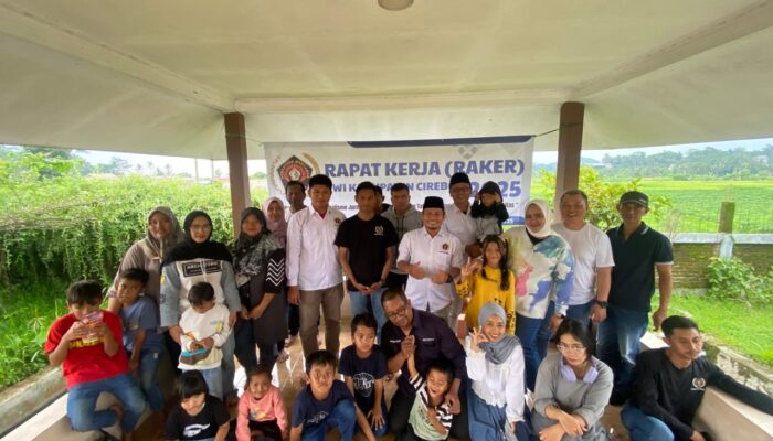 Raker 2025 di Kaki Ciremai, PWI Kabupaten Cirebon Perkuat Profesionalisme Jurnalistik