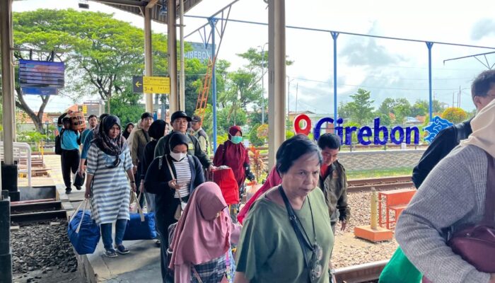 Bentuk Dukungan Untuk Pemerintah di Sektor Transportasi, Daop 3 Cirebon Berikan Diskon 30 Persen Tiket KA Lebaran 2026
